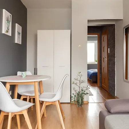 Cozy Nest By Bookinghost Appartement *